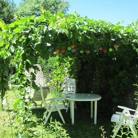 Bed & Breakfast Lilas Et Glycine