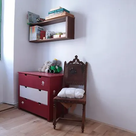 Lilas Et Glycine Bed & Breakfast